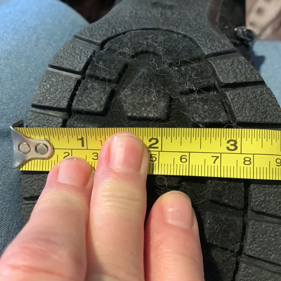 Lane Bryant 3 inch heeled short boot. - Picture 4 of 5